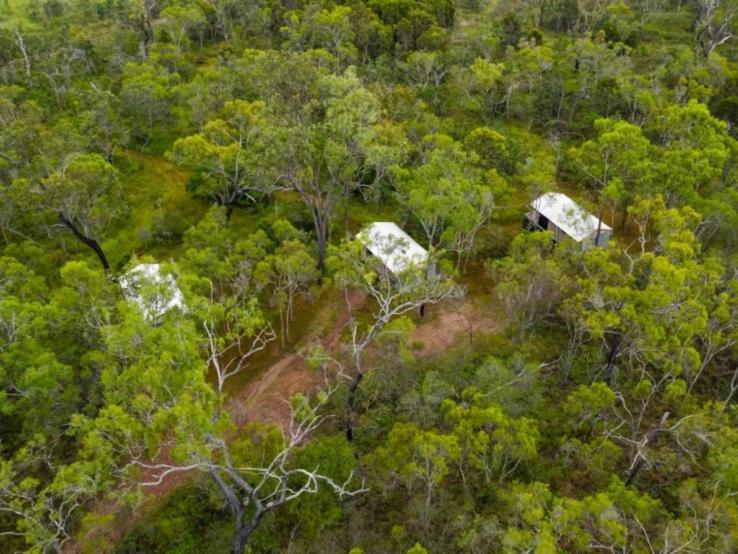 Wild Nature Lodge, Mareeba Wetlands Biboohra Exterior photo